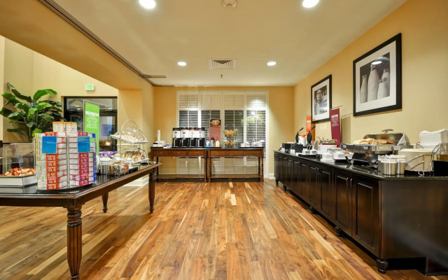 Hampton Inn & Suites North Charleston-University Blvd