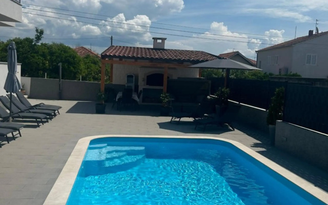 Villa Apartment AA 2