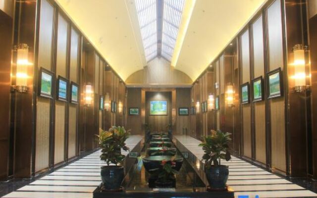 Yangjiang Minghao Hotel