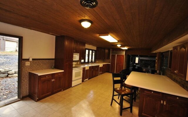 Bushkill Creek Lodge