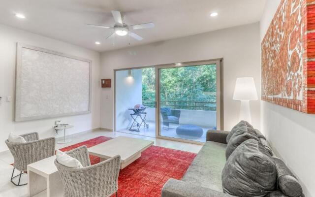 Lili 202 @ Gardens Zama