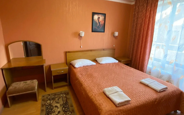 Патио на Горького