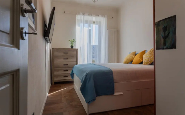 Graffiti Apartment by Wonderful Italy