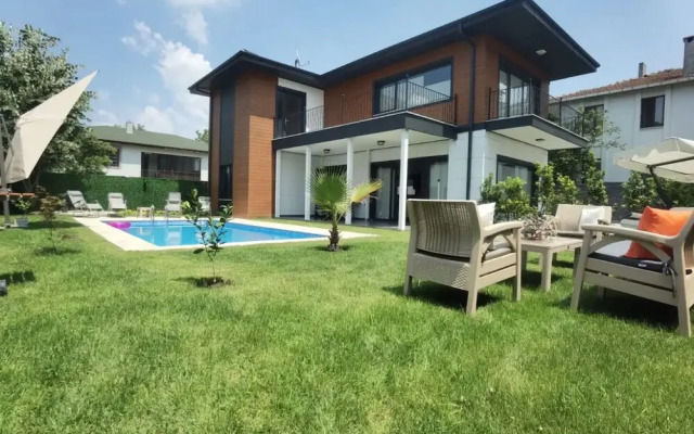 Villa Cherry