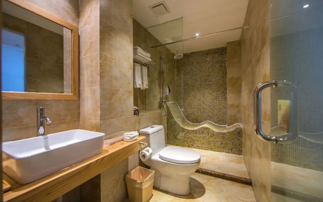 Wuyishan Ancient Street No.3 Tea Inn