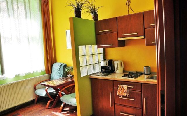 Rainbow Apartments 2