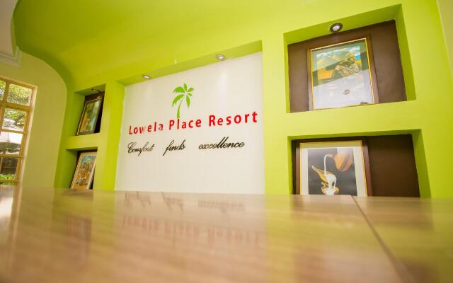 Lowela Hotel