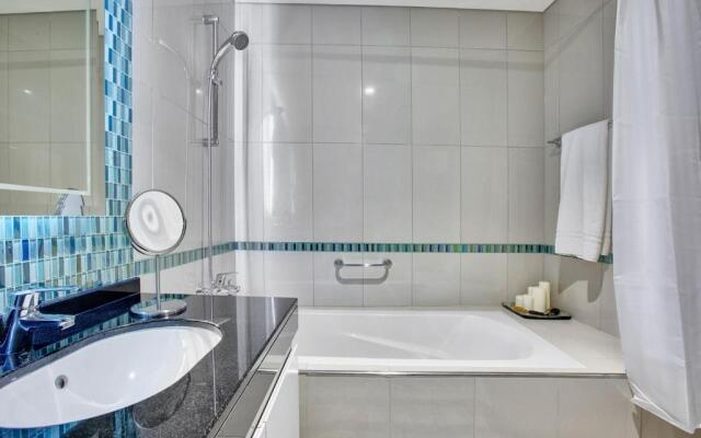 Ultra Modern 1BD in Damac Heights Dubai Marina