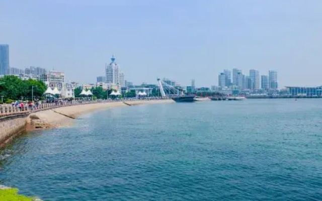 Qingdao Little Times Youth Hostel  May4th Square Store
