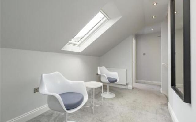 Destination Edinburgh Apartment York Place