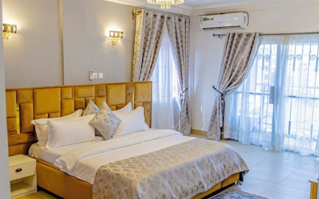 G&G Residency