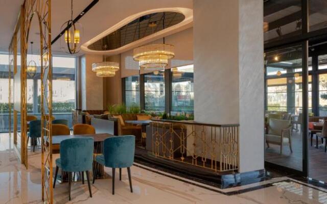 Movenpick Living Istanbul West
