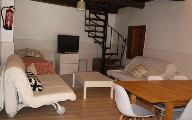 Hostel El Lago Caceres
