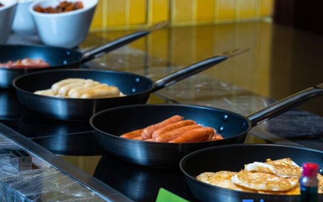 Hampton by Hilton Beijing West Railway Station Lize Business District