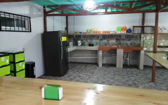 Arenal Sloth Hostel