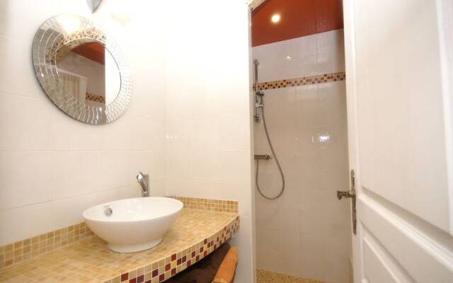 Elegant Appartment in Niderviller Near Forest, France