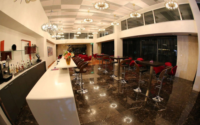 Altius Boutique Hotel