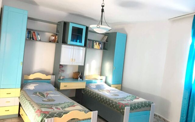 House With 2 Bedrooms in Berat, With Wifi