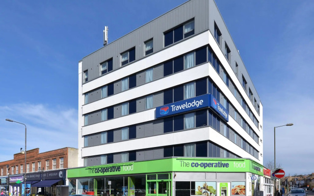 Travelodge London Raynes Park