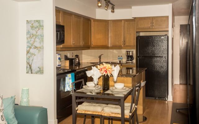 Pelicanstay at Blue Jays Way