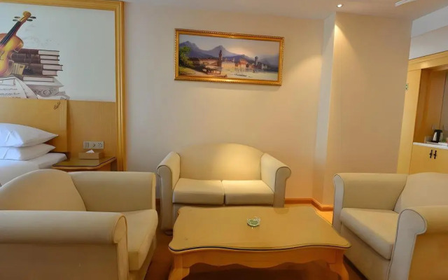 Vienna International Hotel (Huizhou Daya Bay Coastal Park Branch)