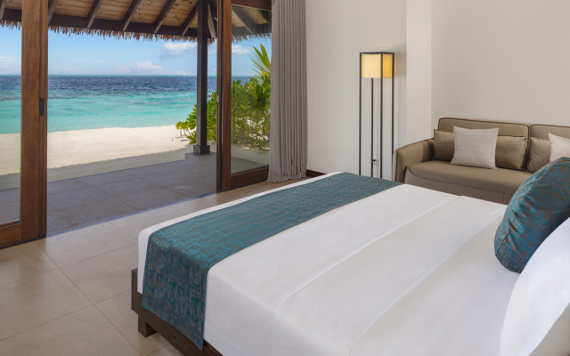 NOOE Maldives Kunaavashi Hotel