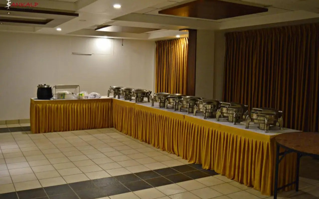 OYO 1711 Hotel Sepoy Grande