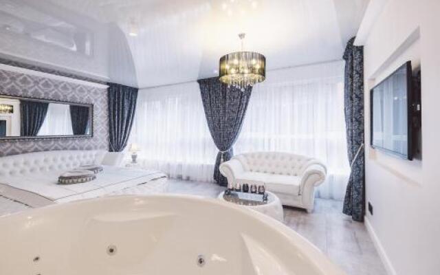 Supreme Jacuzzi Apartment