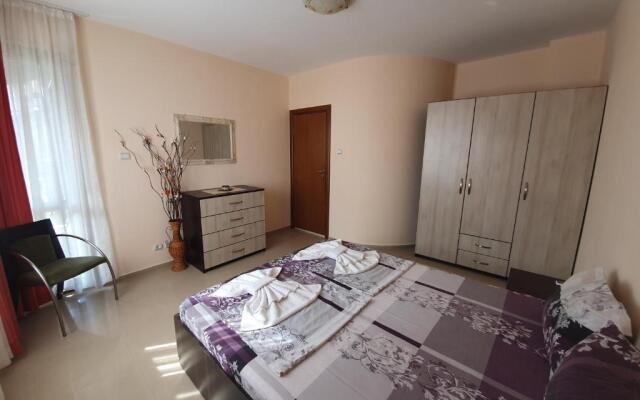 Sani Holiday Village