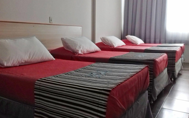 Cris Hotel