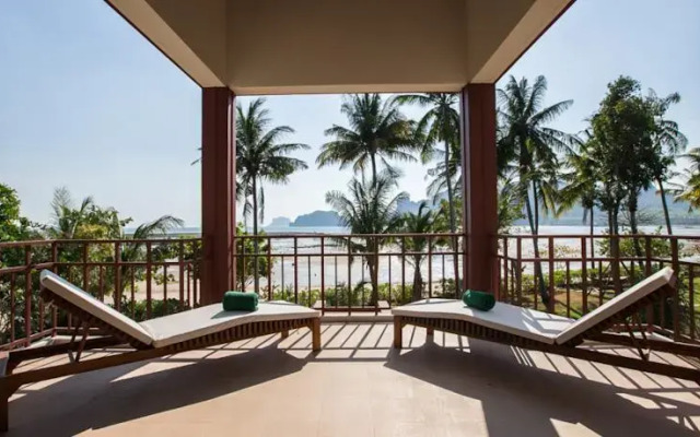 Amatapura Beachfront Villa 1