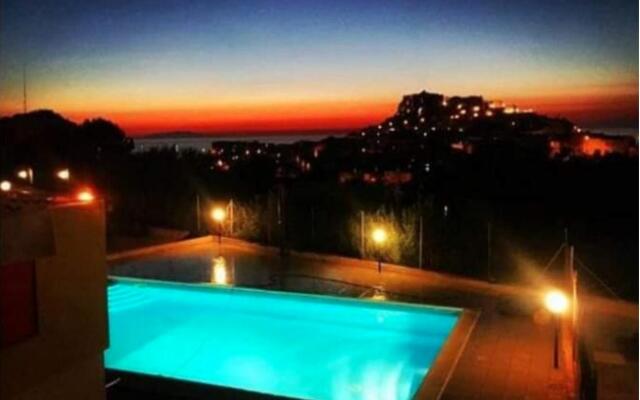 Apartment With Pool Ideal for Families