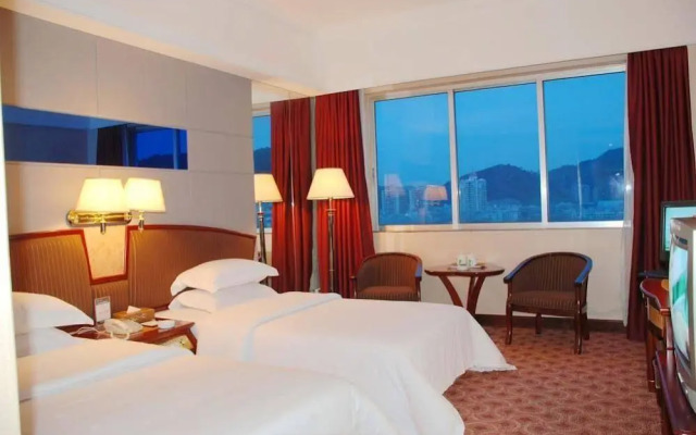 Out Sky Hotel