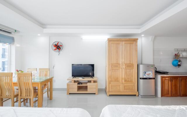 Thanh Hotel and Apartment