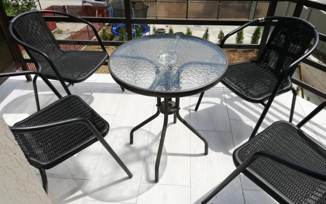 Pensiunile Casuta cu Trandafiri 1