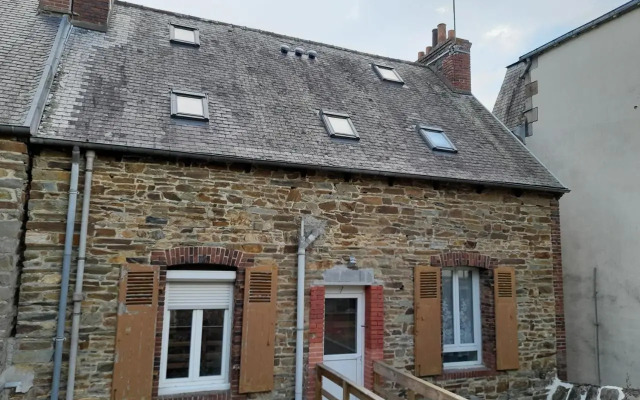 Studios face à la gare