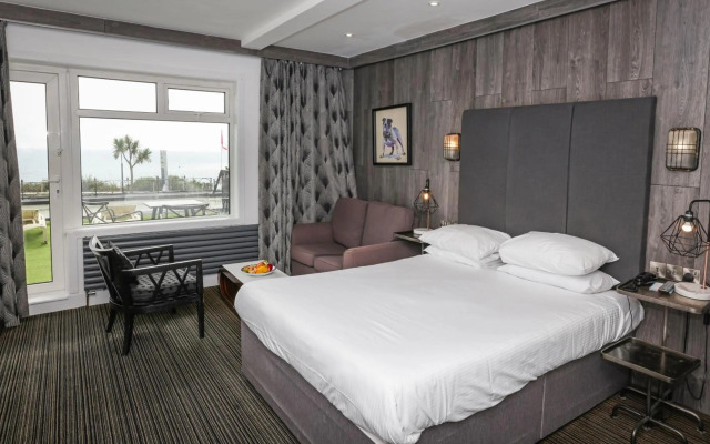 The Cumberland Hotel - OCEANA COLLECTION