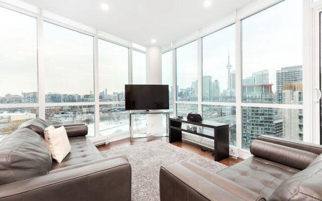 Penthouse with CN Tower view