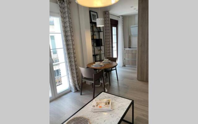 céntrico apartamento La Llum 1A