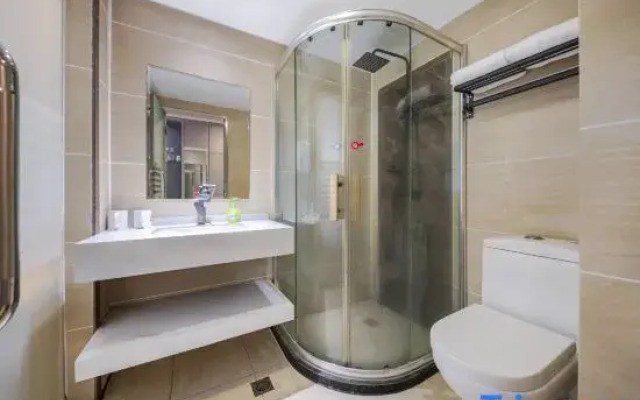 Yiwu Kaiyue Hotel