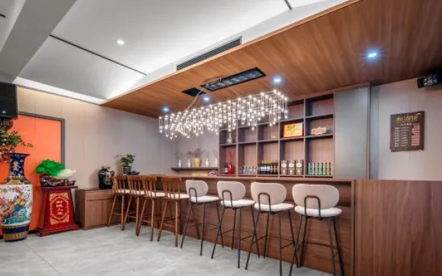 Tingshan Wanghu Homestay (Taihang Pinghu Branch)