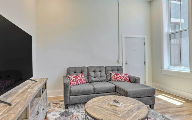 Contemporary Cincinnati Condo - Pets Allowed!