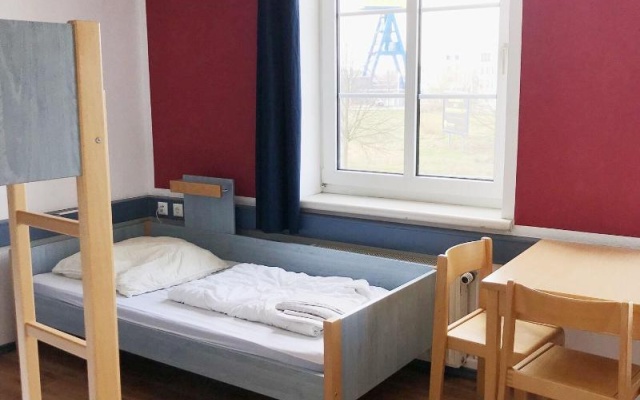 Blue Doors Hostel KTV
