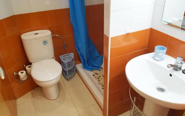 Apartamento A 17 M. De La Playa