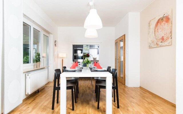 Perfect View - Quiet and Family Friendly