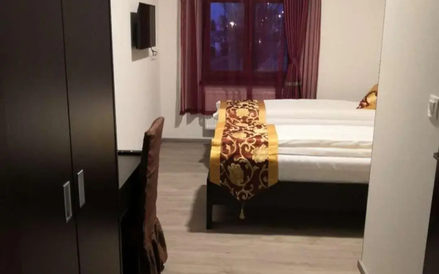 Sun-House Pension&Restaurant -ParkingFree-