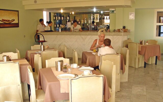 Hermes Hotel