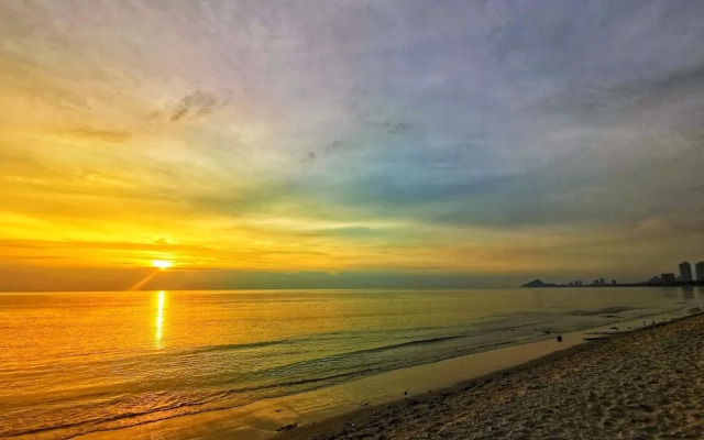 Golf-Sea-City Guest House