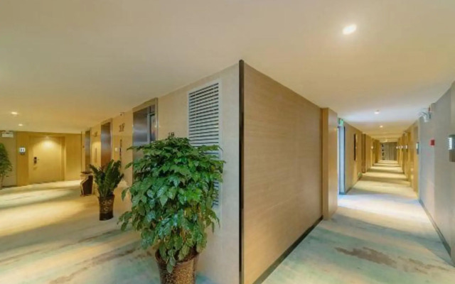 Carrison Yuehe Hotel