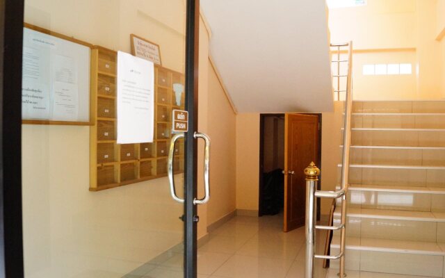 Jirasin Hotel & Apartment